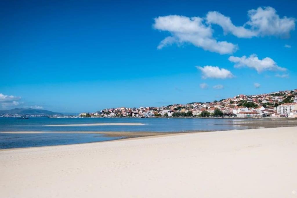 Piso A Pie De Playa Con Terraza Exclusiva Apartment Moana Bagian luar foto